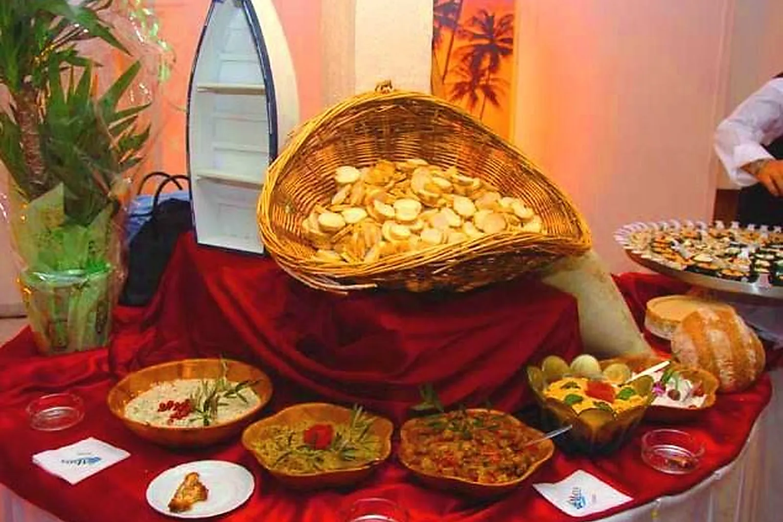 Lieux événementiels, LES SALONS DE VÉRO