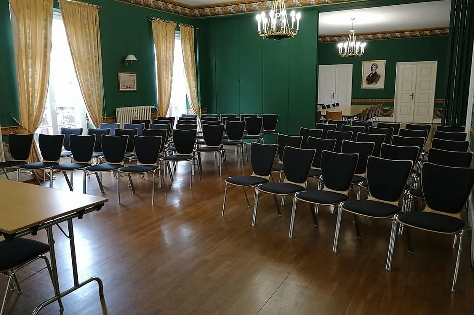 Lieux événementiels, LES SALONS DE LA SIM