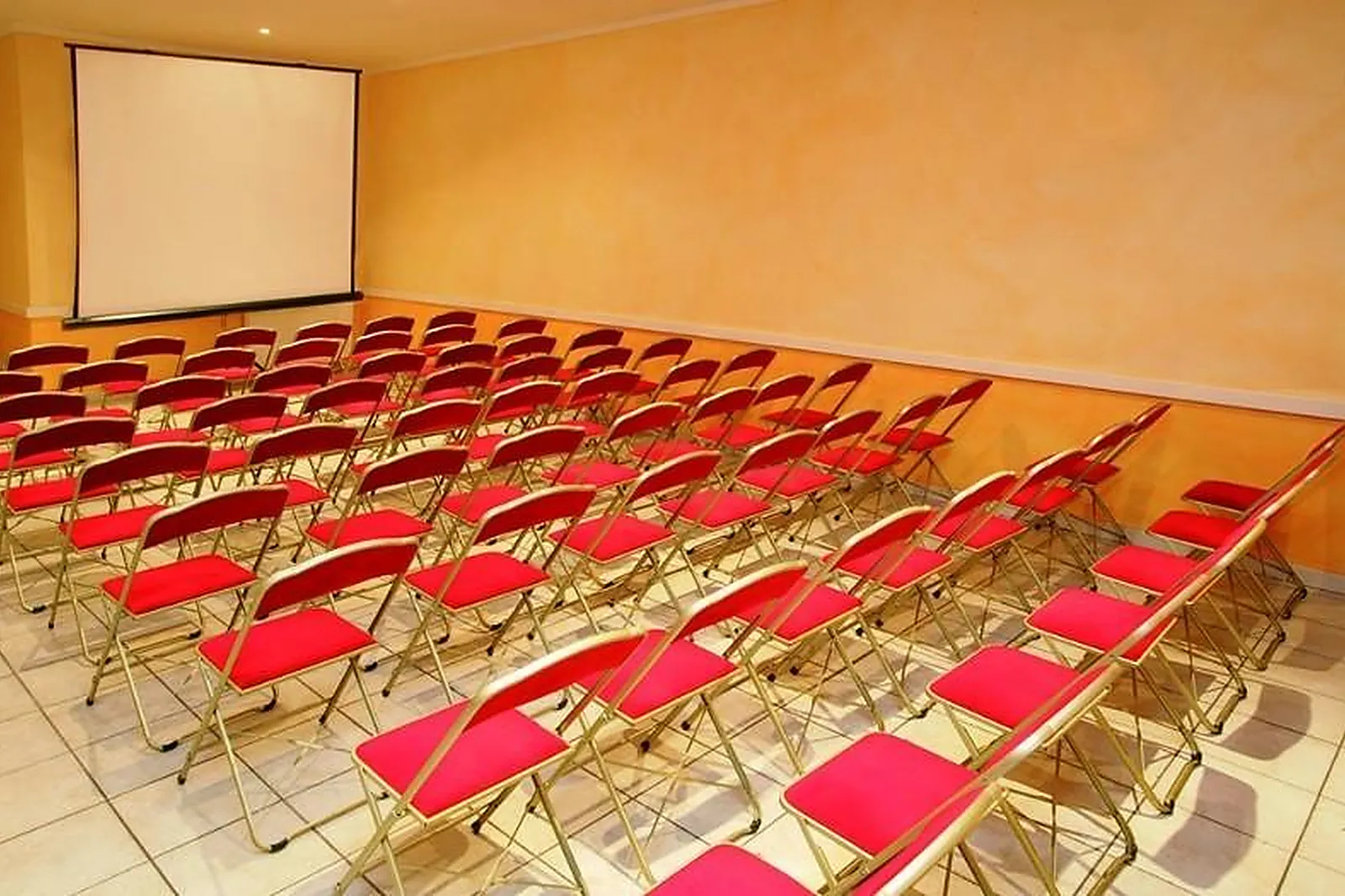 Lieux événementiels, LES SALONS DE LA TOURELLE