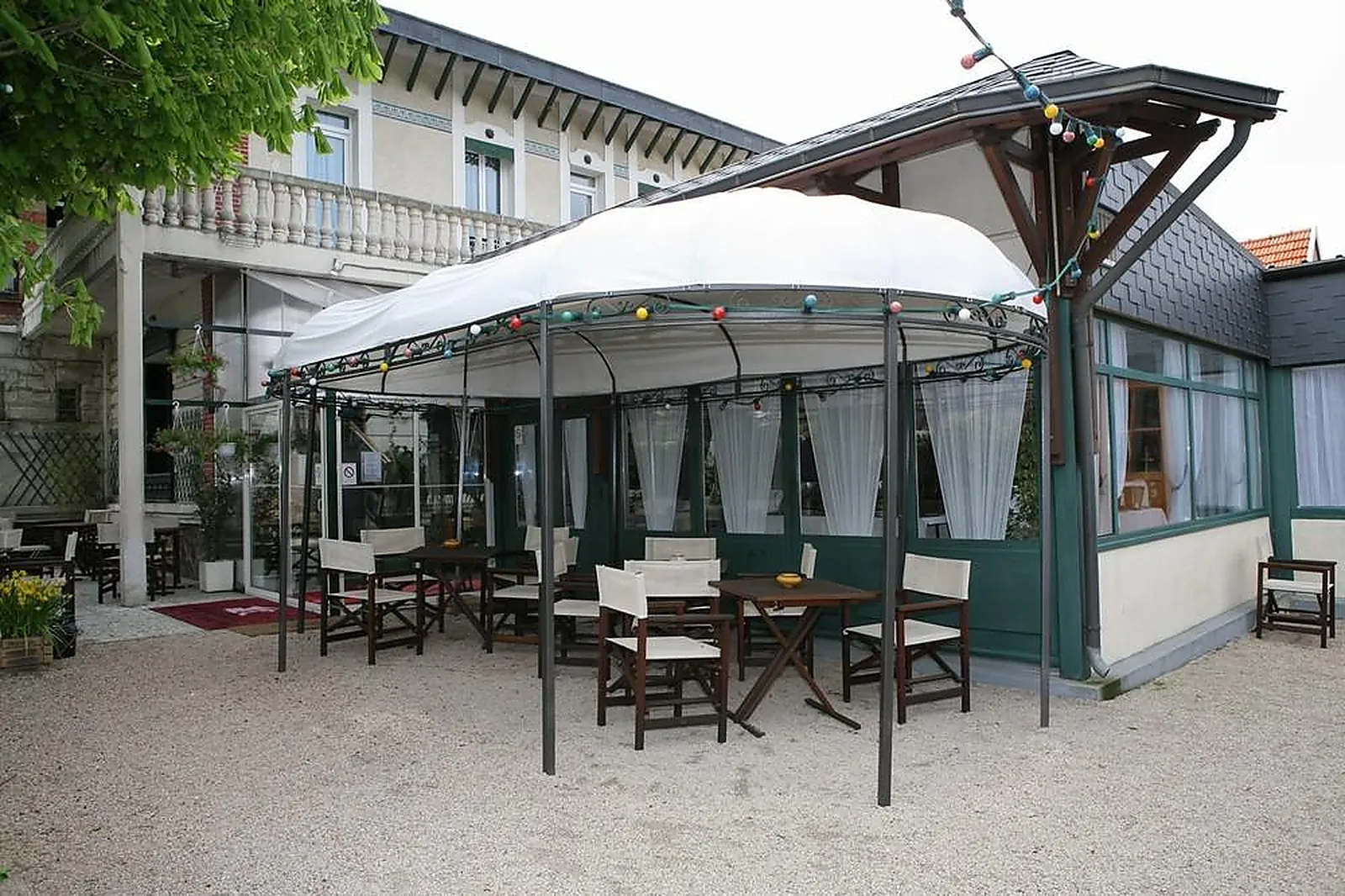 Lieux événementiels, LES SALONS DE LA TOURELLE