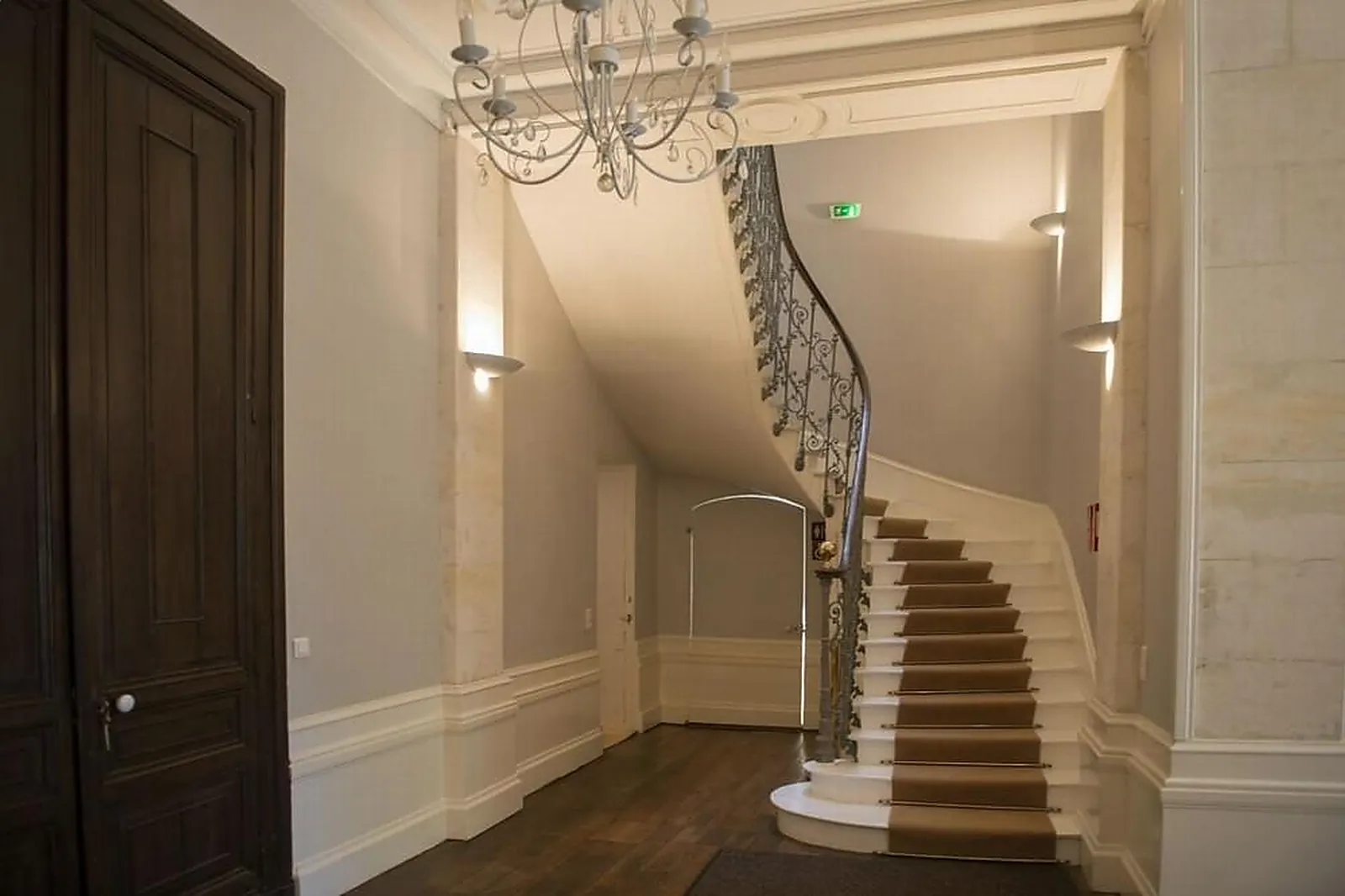 Lieux événementiels, LES SALONS DU PARC