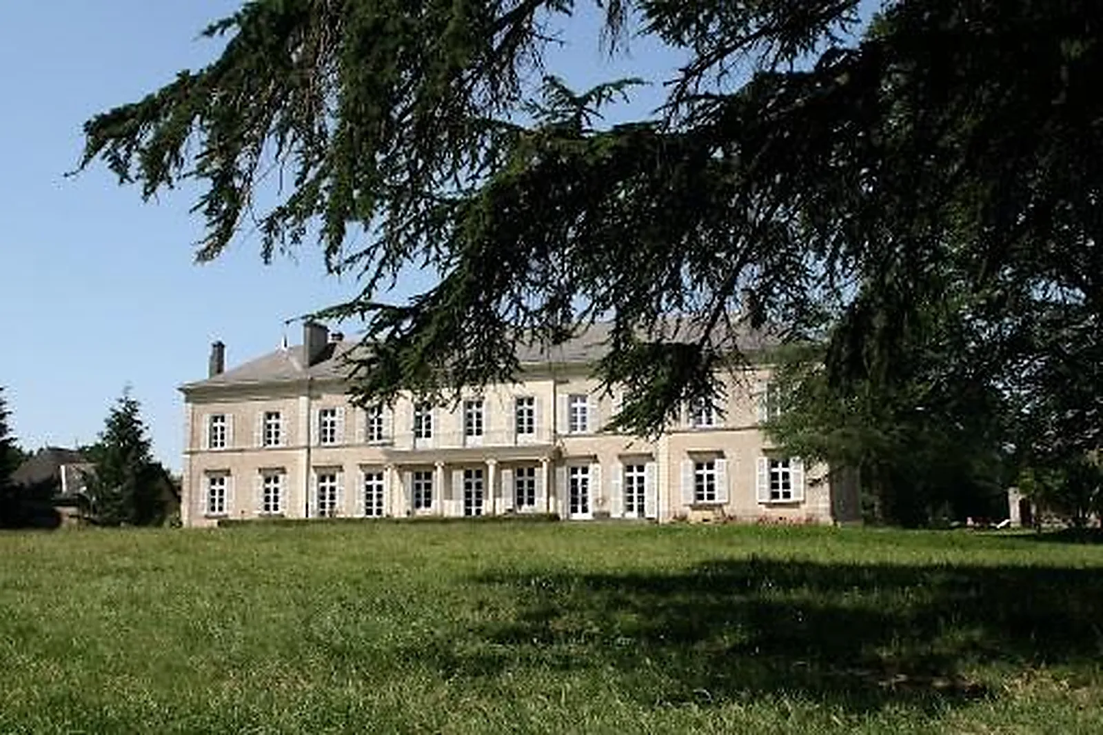 Lieux événementiels, LES SALONS DU PLESSIS