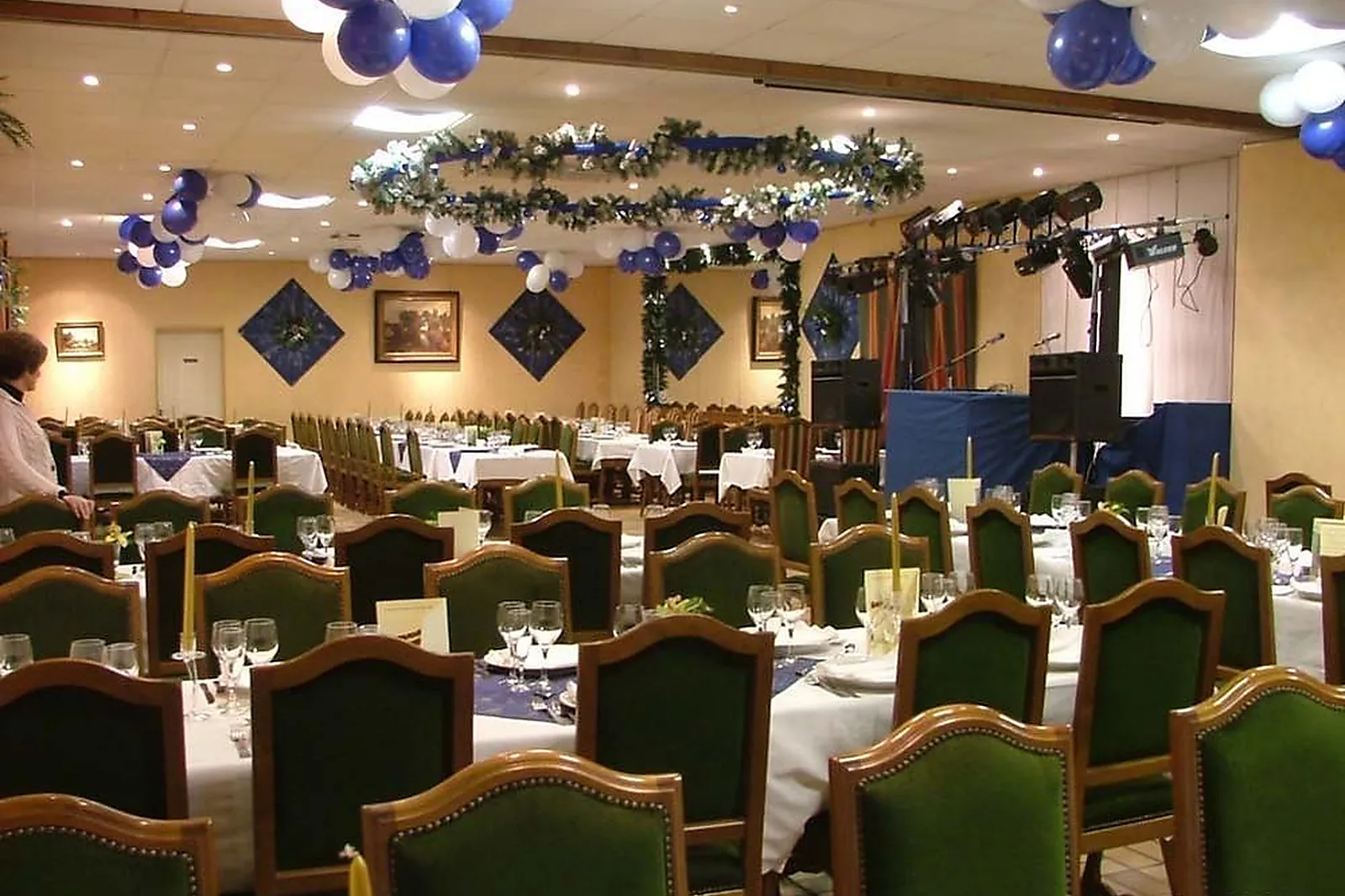 Lieux événementiels, LES SALONS DU PONT MOUY