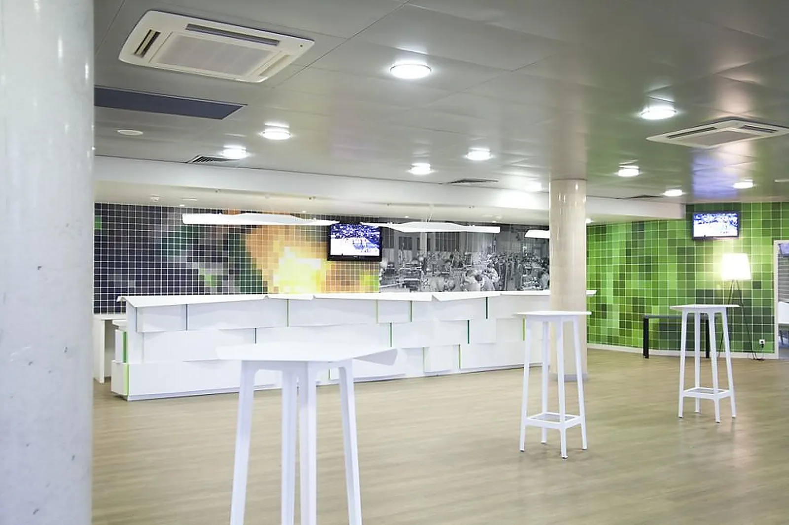 Lieux événementiels, LES SALONS DU STADE GEOFFROY-GUICHARD