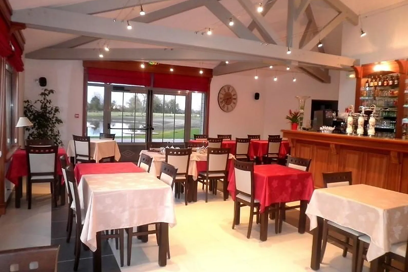 Lieux événementiels, LES SAULES