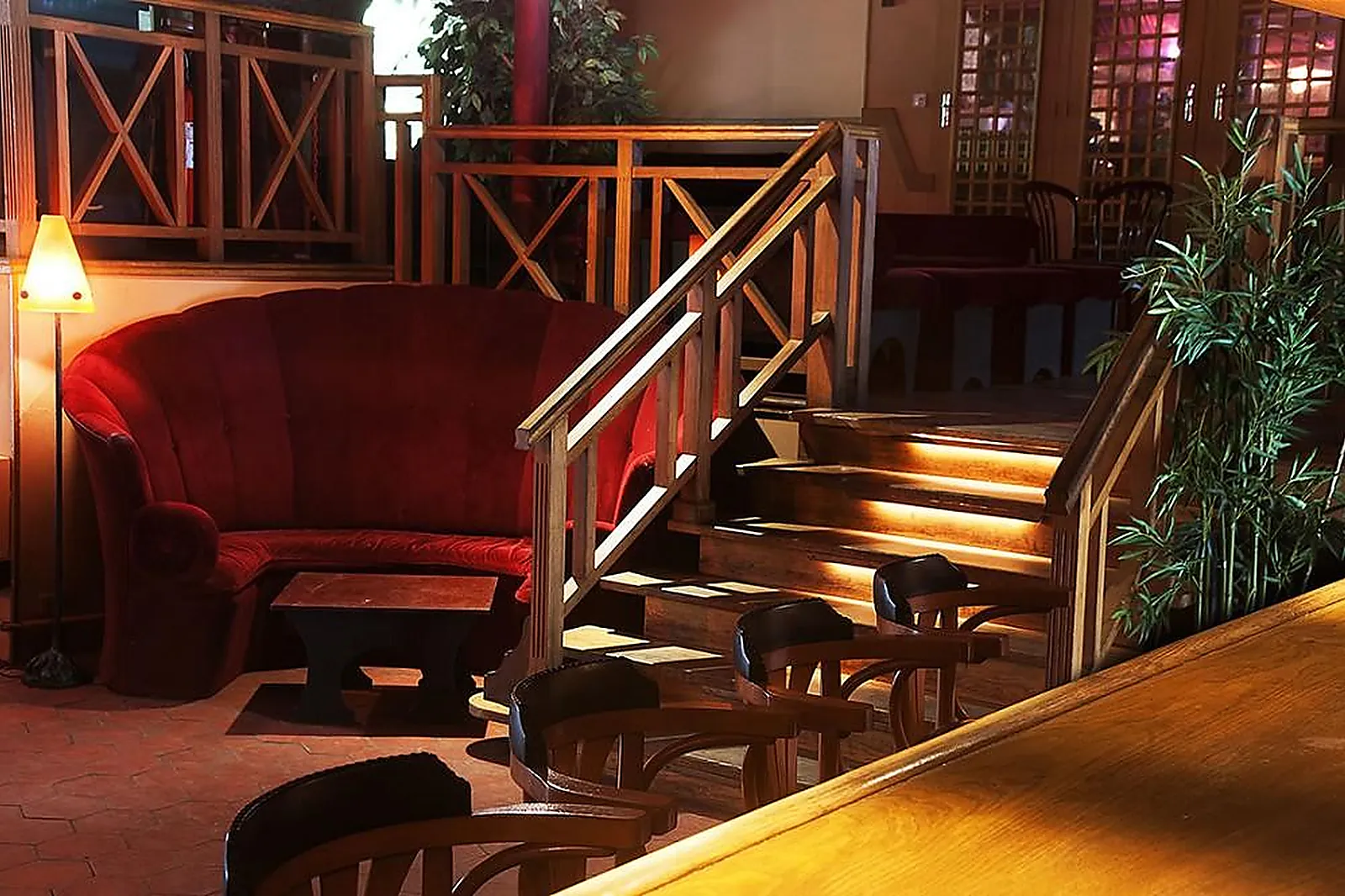 Lieux événementiels, LES SOURCES