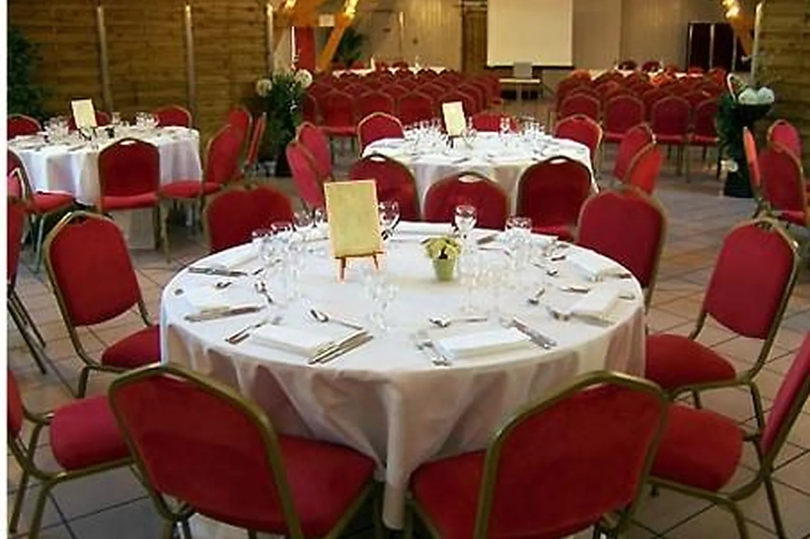 Lieux événementiels, LES VERGERS DU ROY