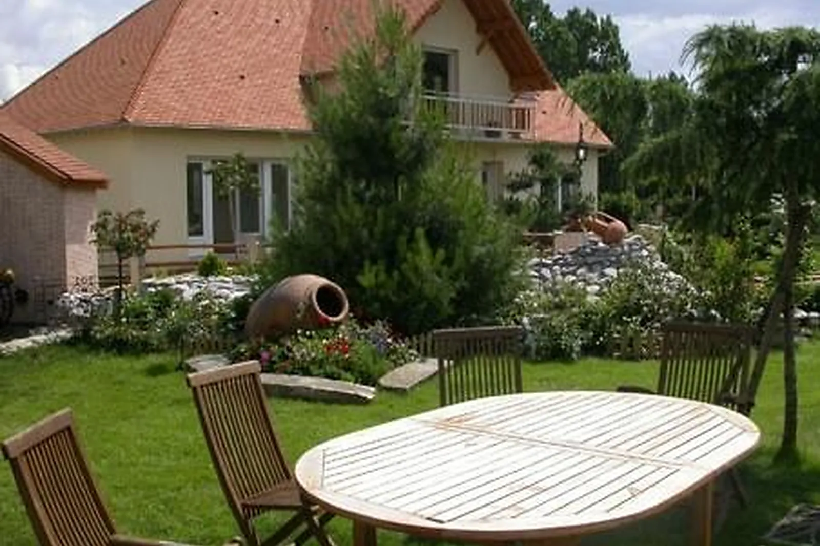 Lieux événementiels, LES VERGERS DU ROY