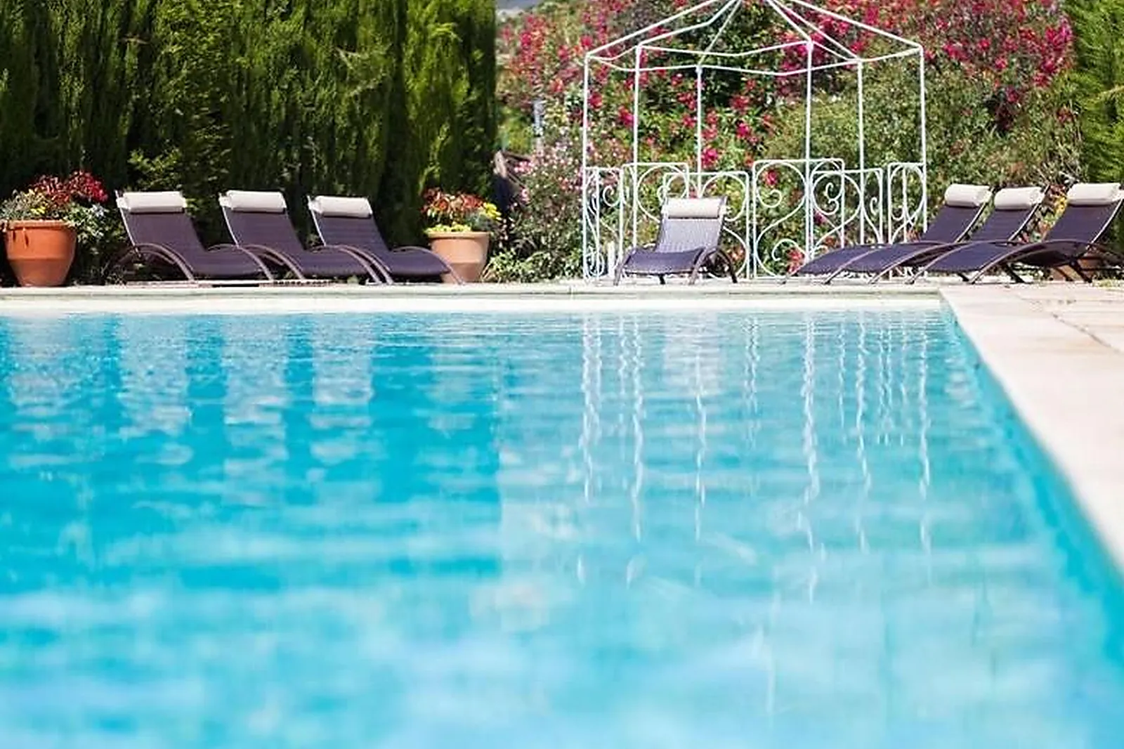 Lieux événementiels, LES VIGNES BLANCHES