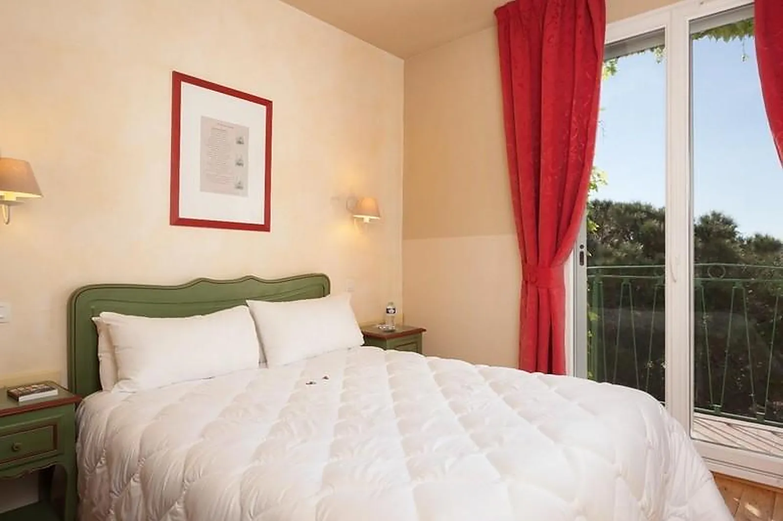 Lieux événementiels, LES VIGNES BLANCHES