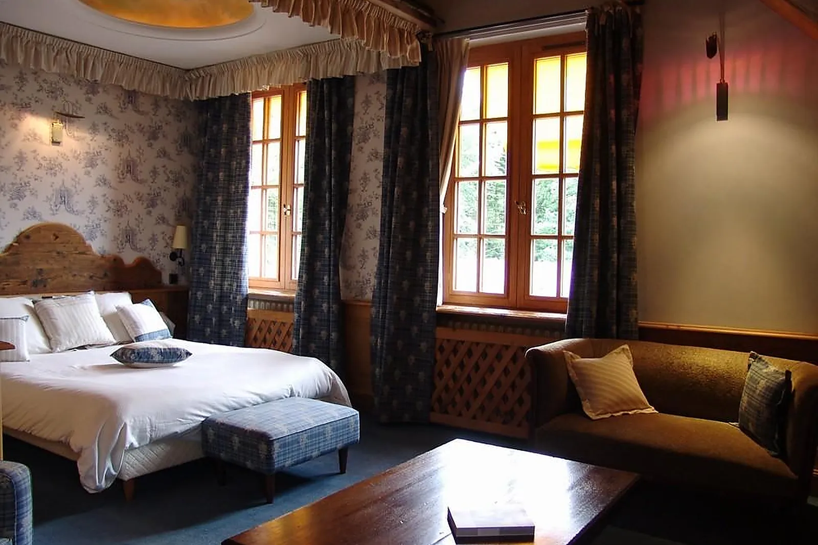 Lieux événementiels, LES VIOLETTES HÔTEL ET SPA