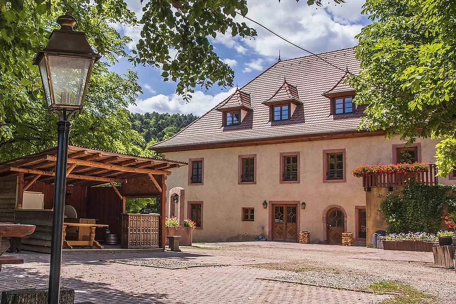 Lieux événementiels, LES VIOLETTES HÔTEL ET SPA