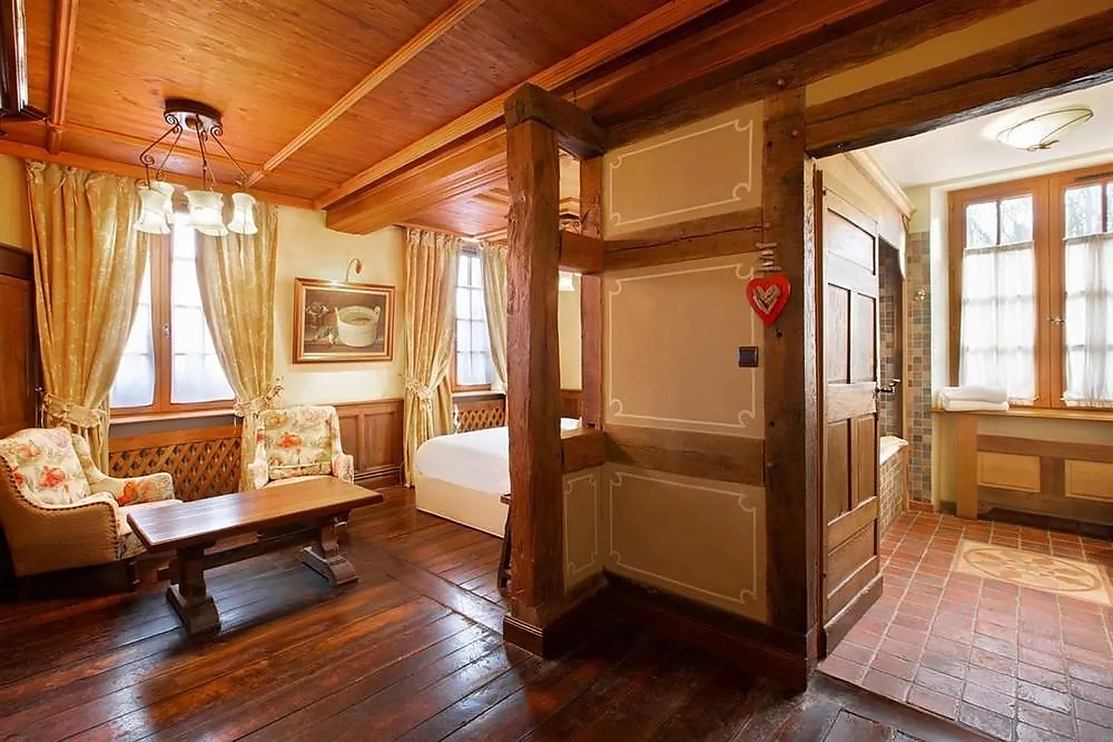 Lieux événementiels, LES VIOLETTES HÔTEL ET SPA