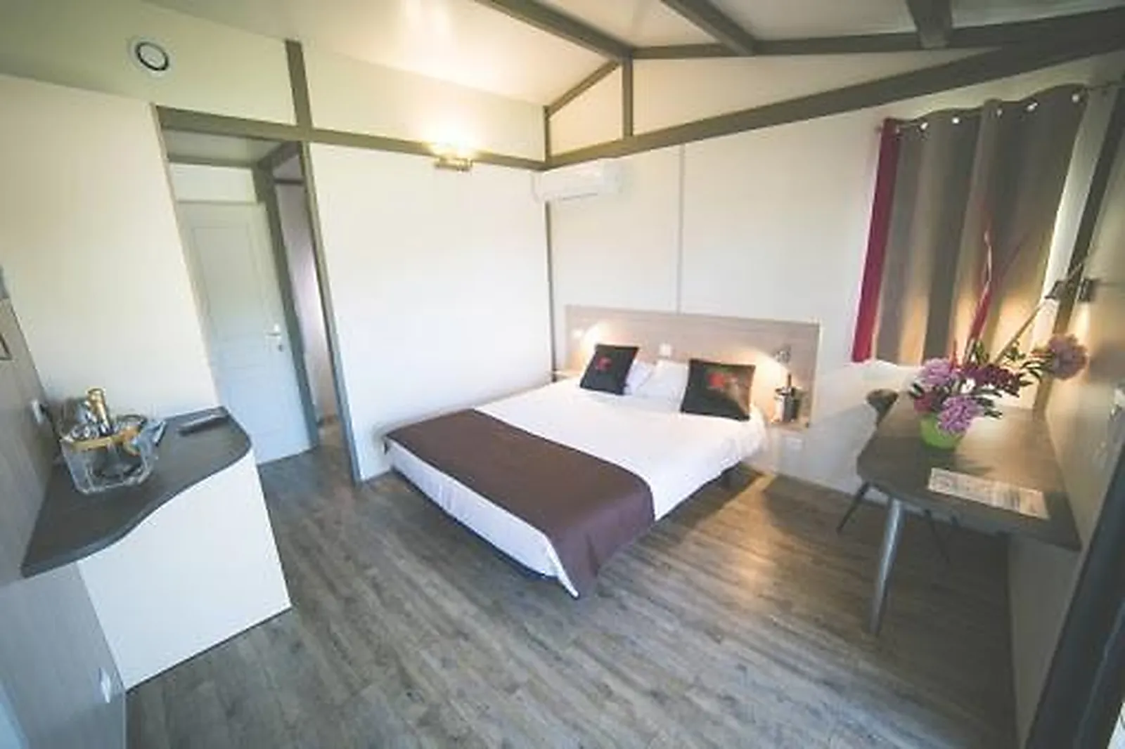 Lieux événementiels, LES VOILES DU GRAND LARGE