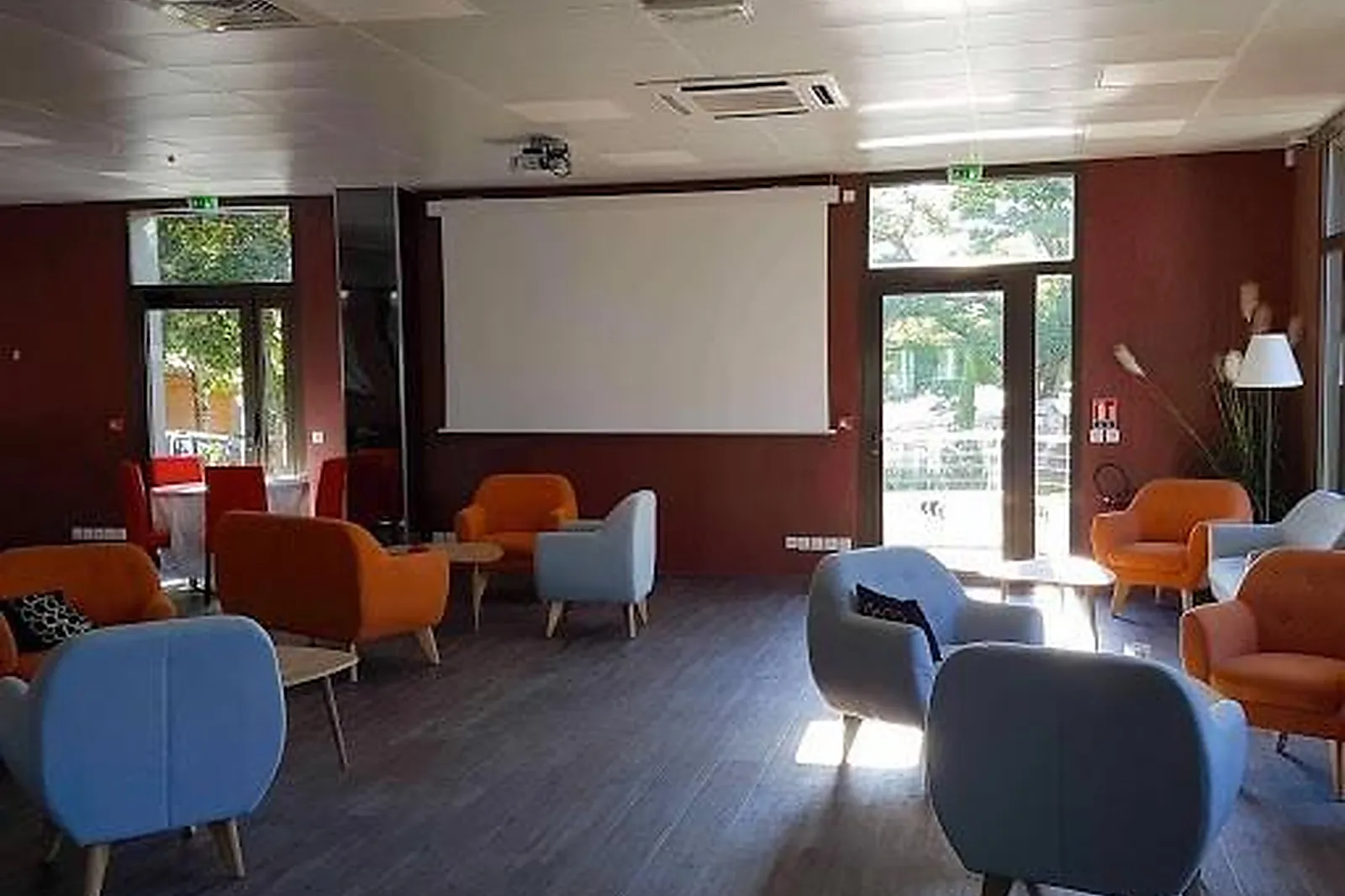 Lieux événementiels, LES VOILES DU GRAND LARGE