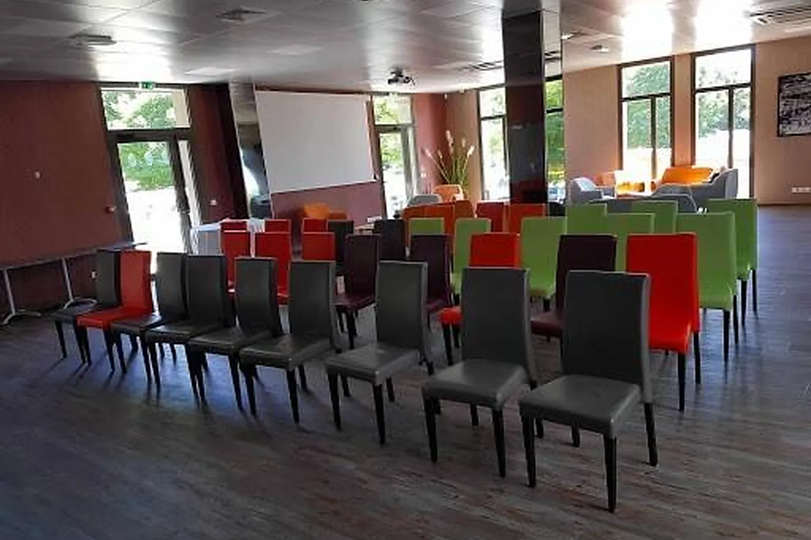 Lieux événementiels, LES VOILES DU GRAND LARGE