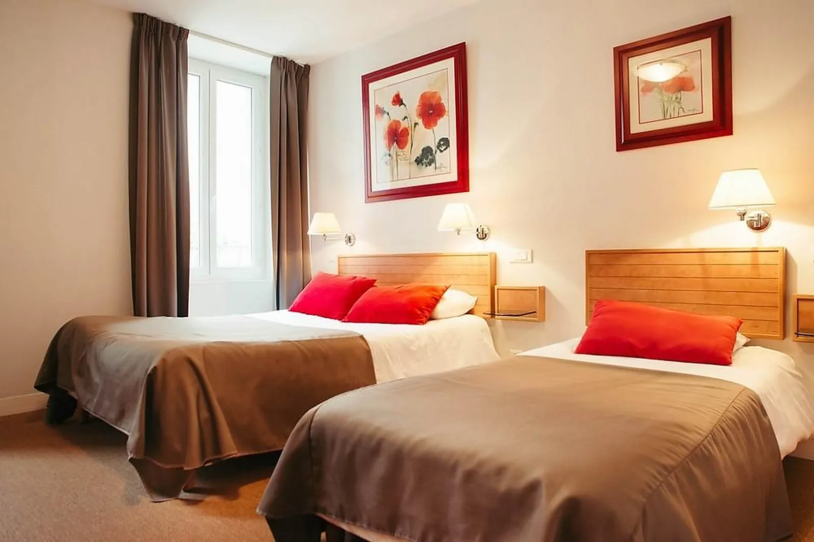 Lieux événementiels, LES VOYAGEURS SAINT-RENAN