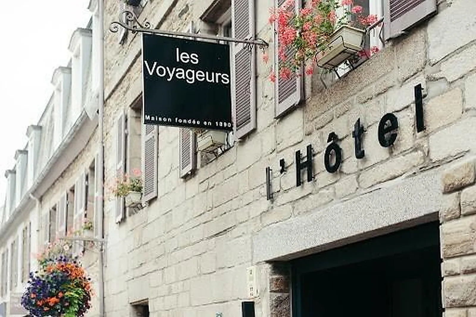 Lieux événementiels, LES VOYAGEURS SAINT-RENAN