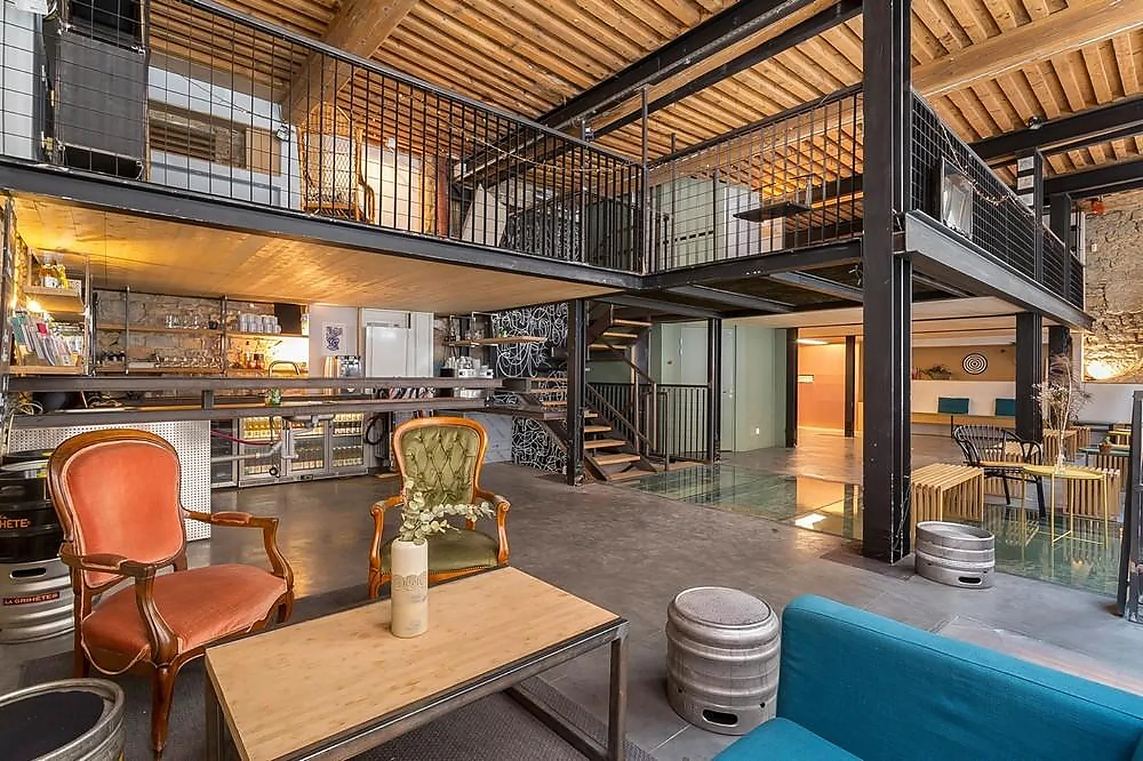 Lieux événementiels, LES WORACES