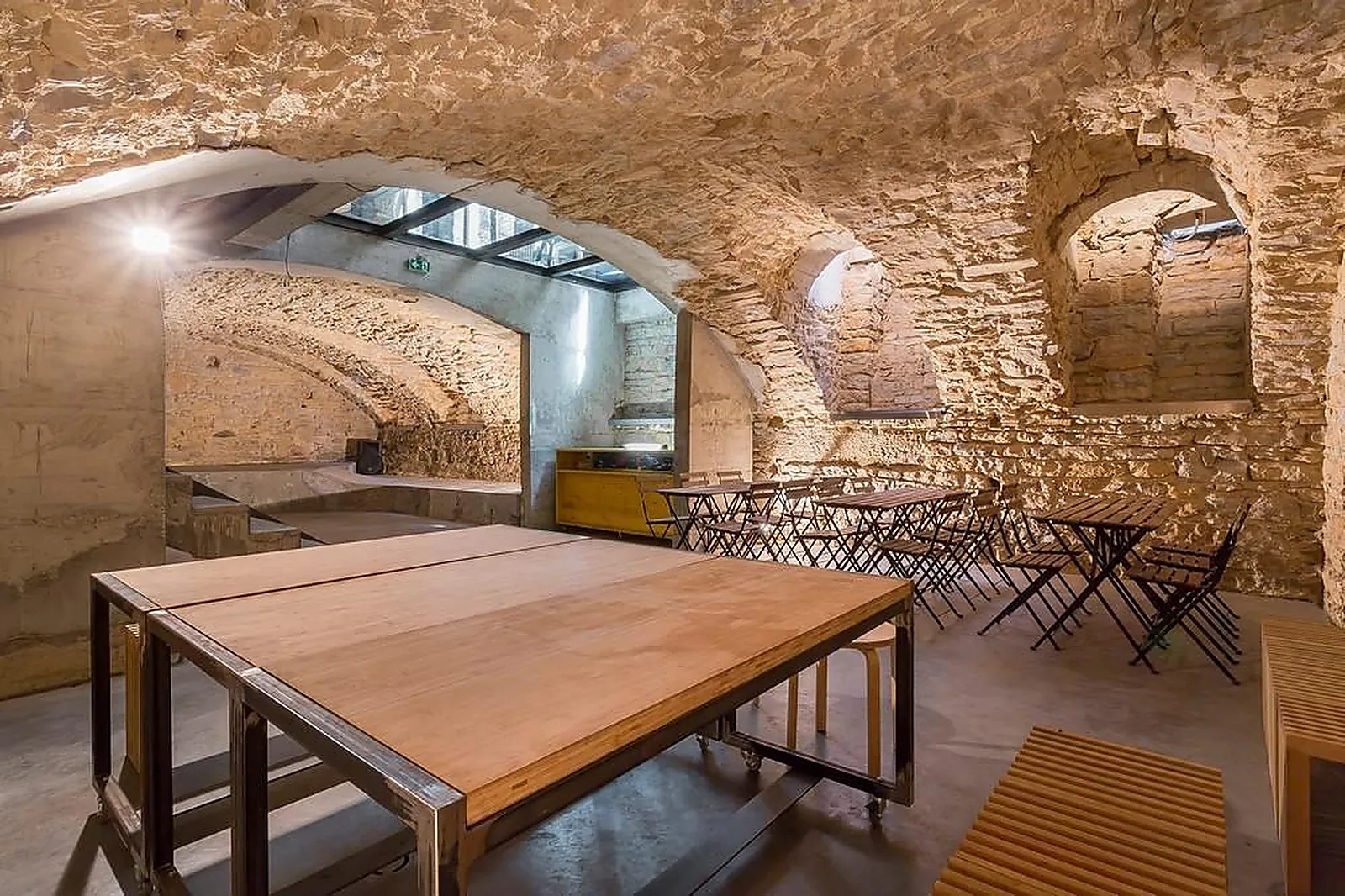 Lieux événementiels, LES WORACES