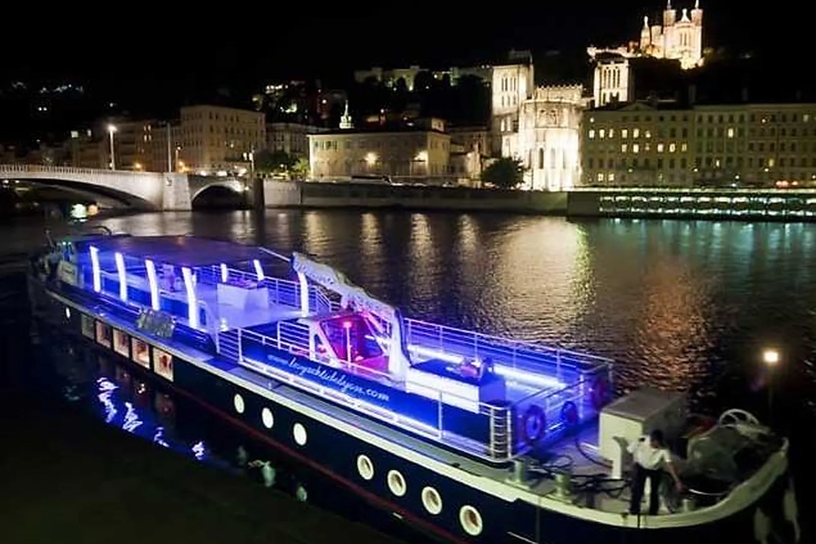 Lieux événementiels, LES YACHTS DE LYON