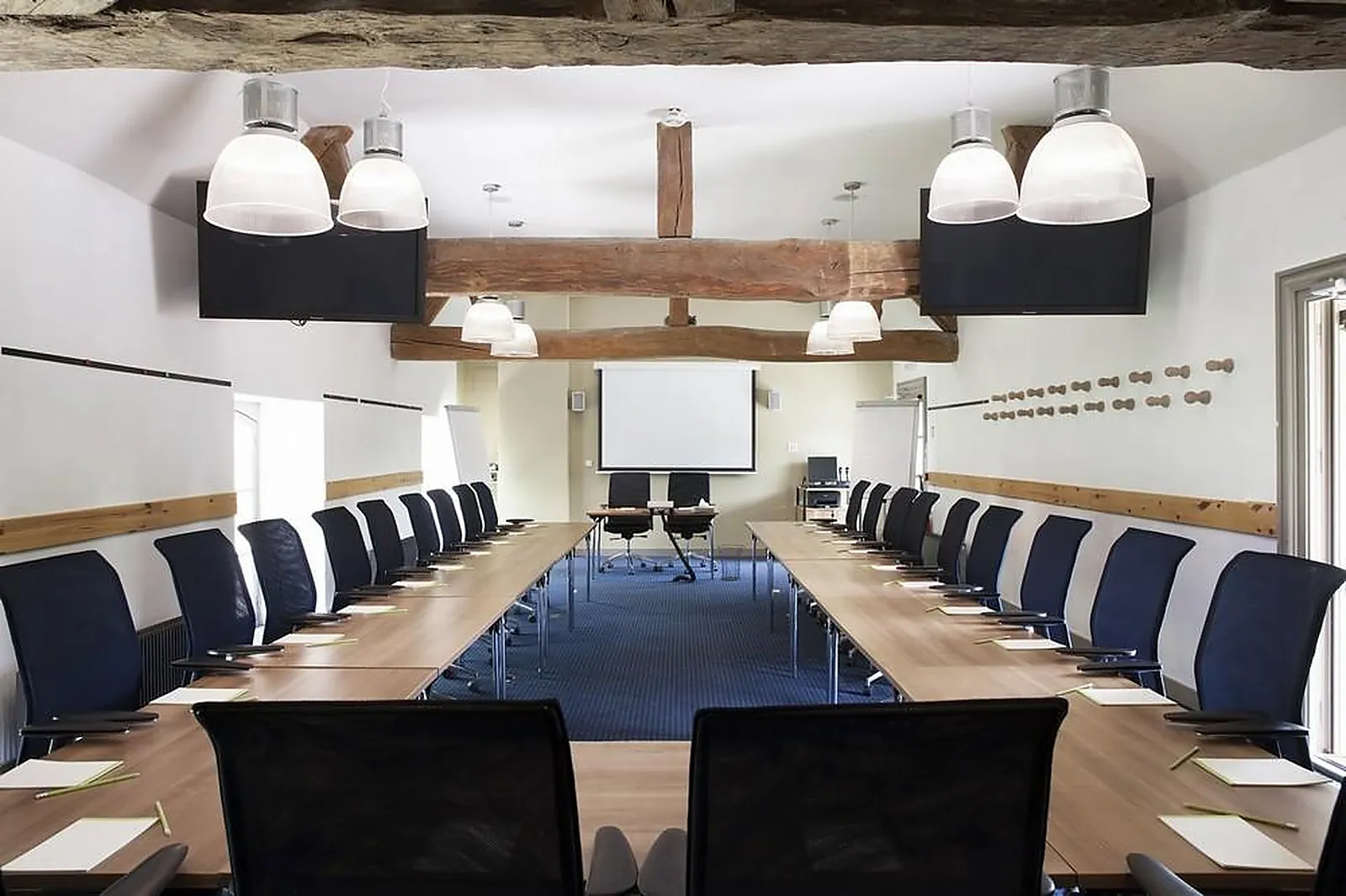 Lieux événementiels, LES ÉTANGS DE SAINT-AUBIN