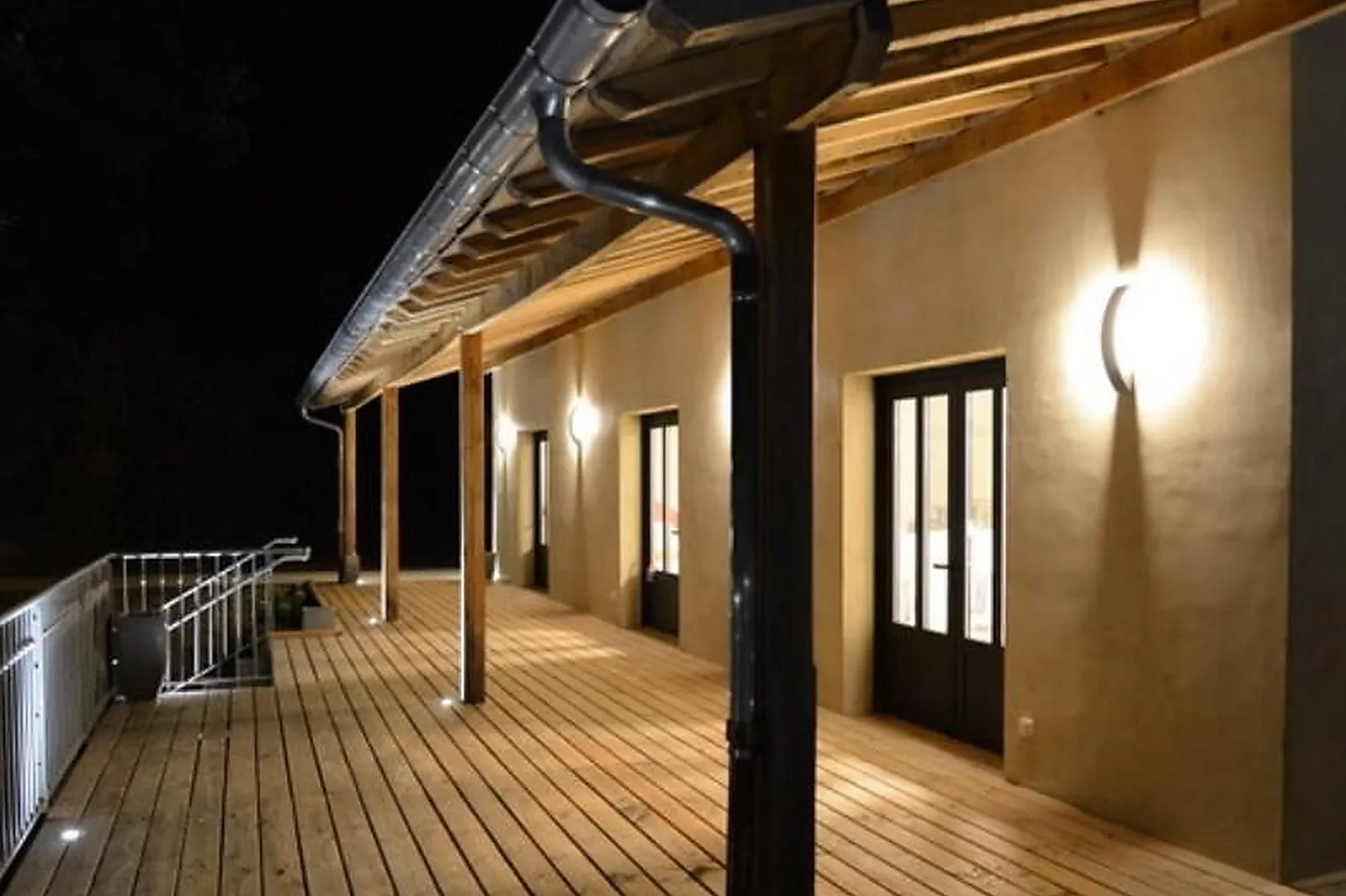 Lieux événementiels, LESTRADE