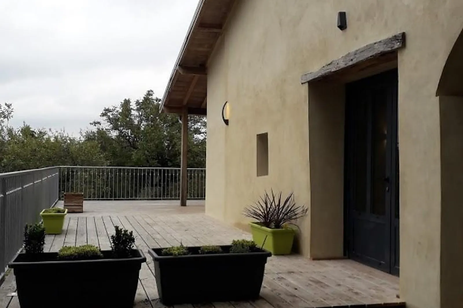 Lieux événementiels, LESTRADE