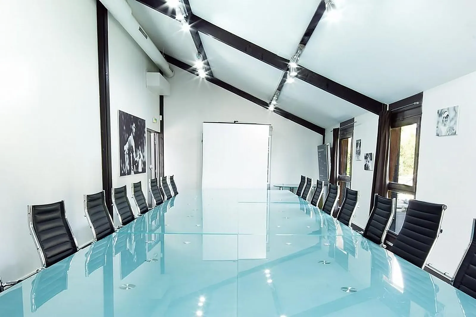 Lieux événementiels, LIBERTY COUNTRY CLUB