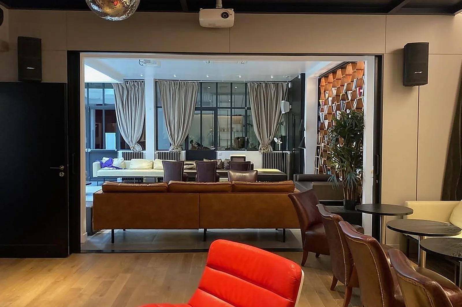 Lieux événementiels, LIEU PRIVÉ