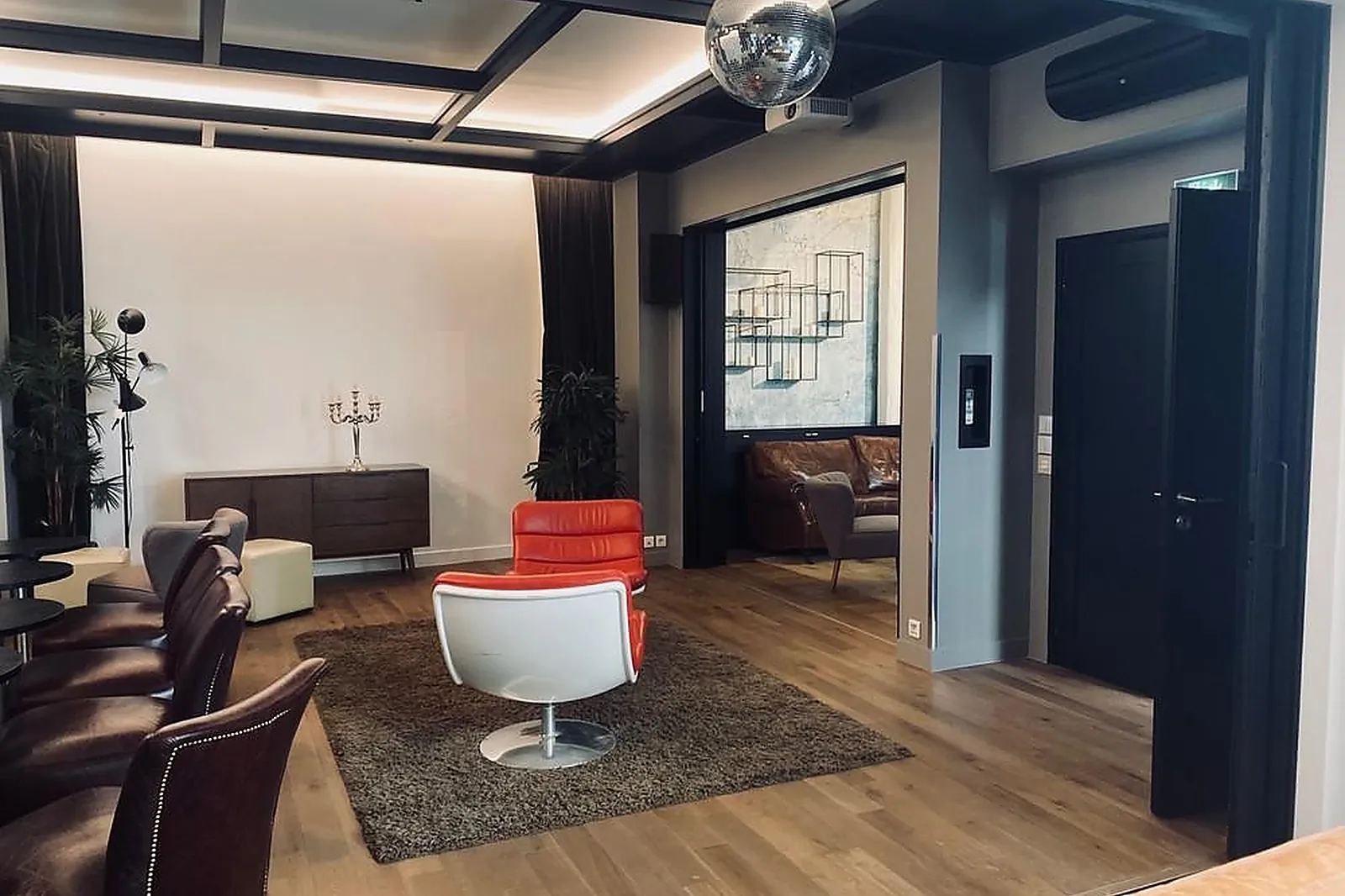 Lieux événementiels, LIEU PRIVÉ