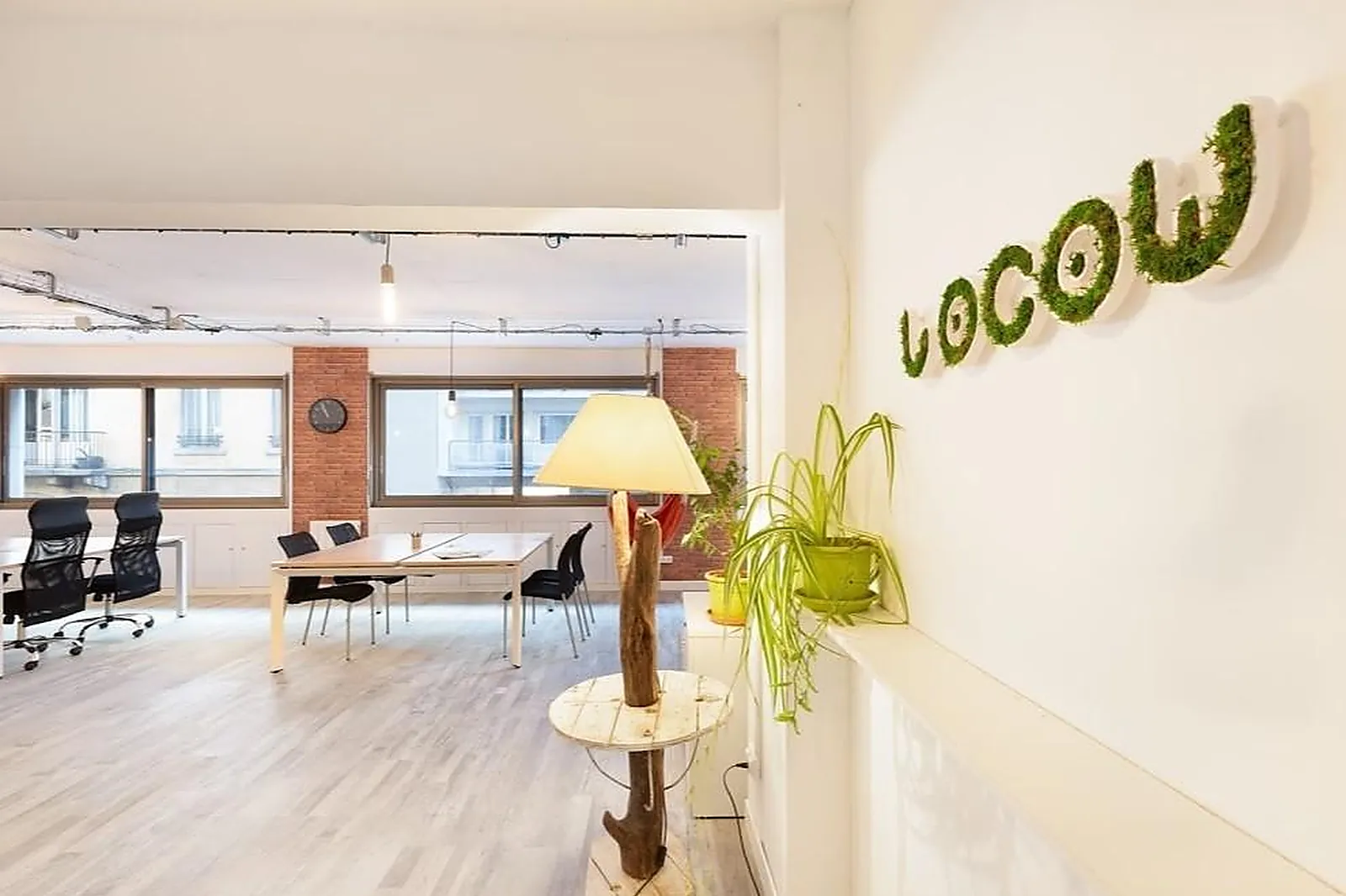 Lieux événementiels, LOCOW