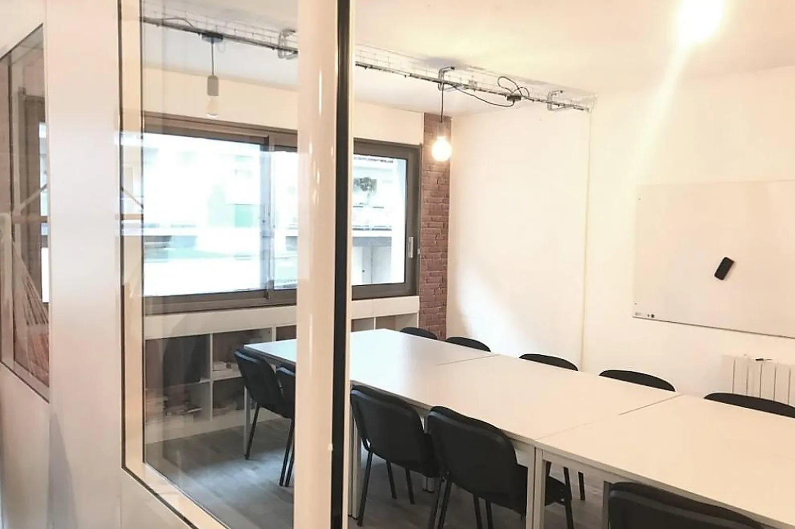 Lieux événementiels, LOCOW