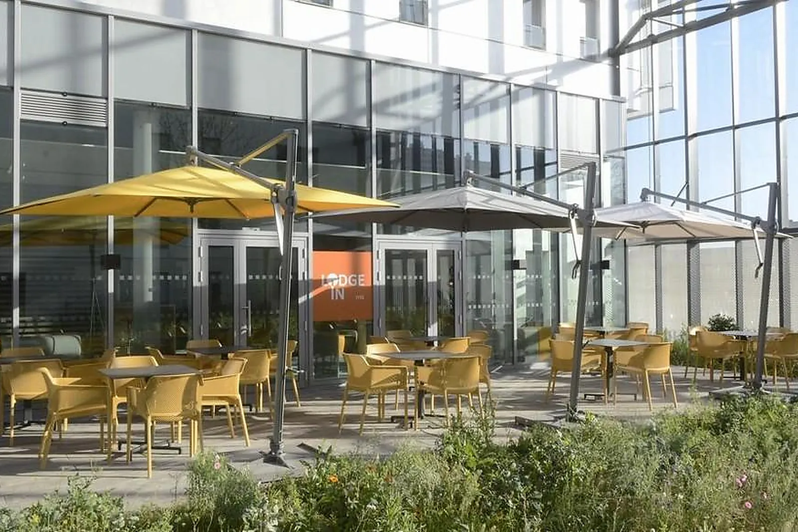 Lieux événementiels, LODGE IN PARIS