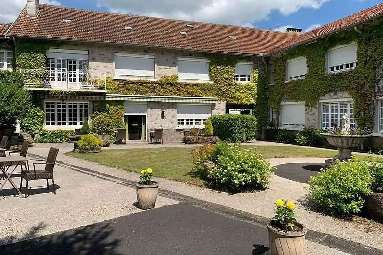 Lieux événementiels, LOGIS HÔTEL LA THOMASSE