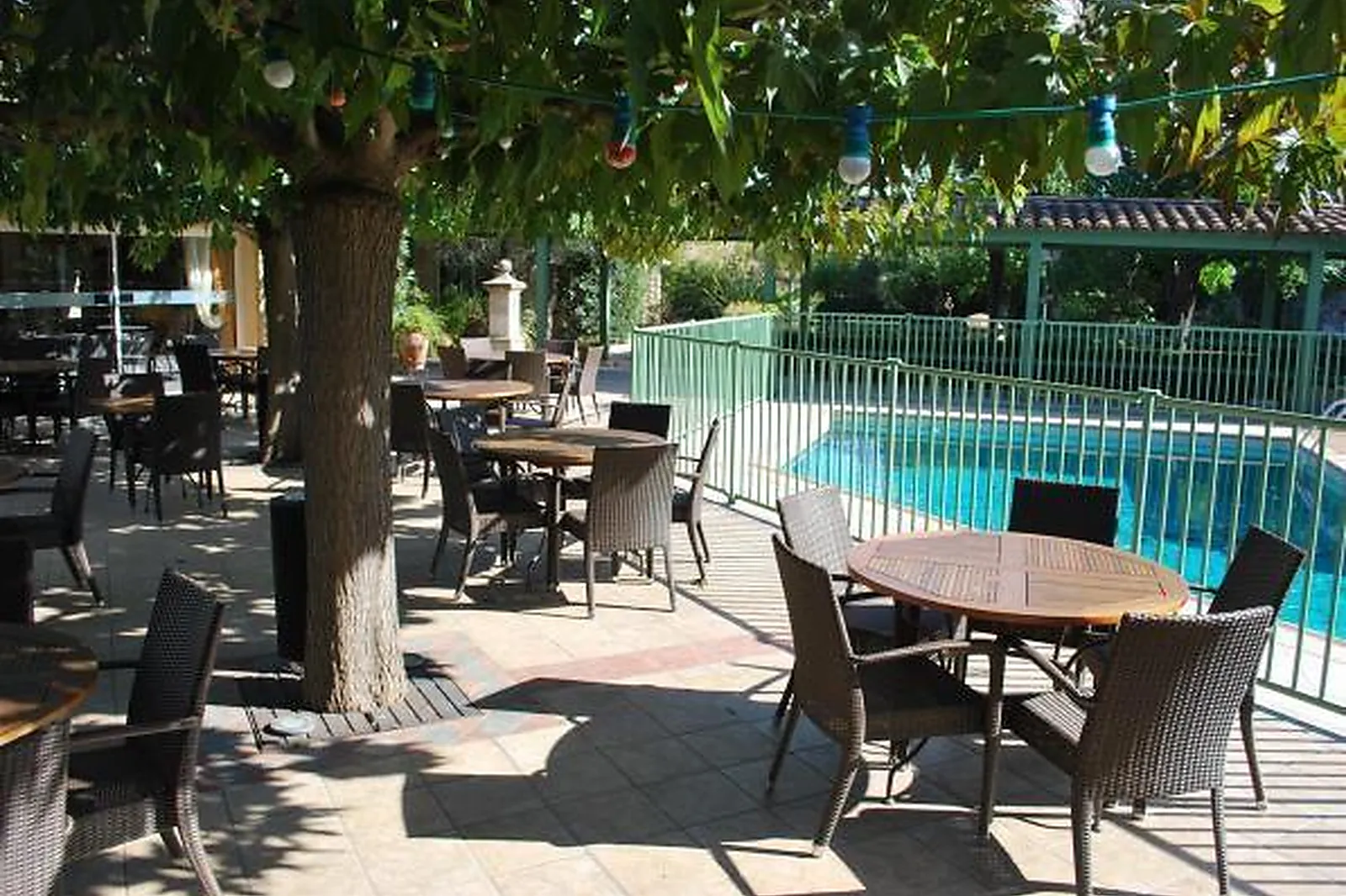 Lieux événementiels, LOGIS HOTEL UZES PONT DU GARD