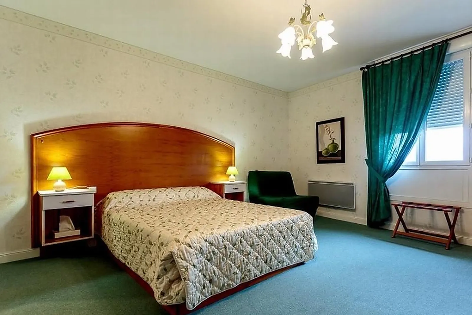 Lieux événementiels, LOGIS HÔTEL LA CRÈCHE