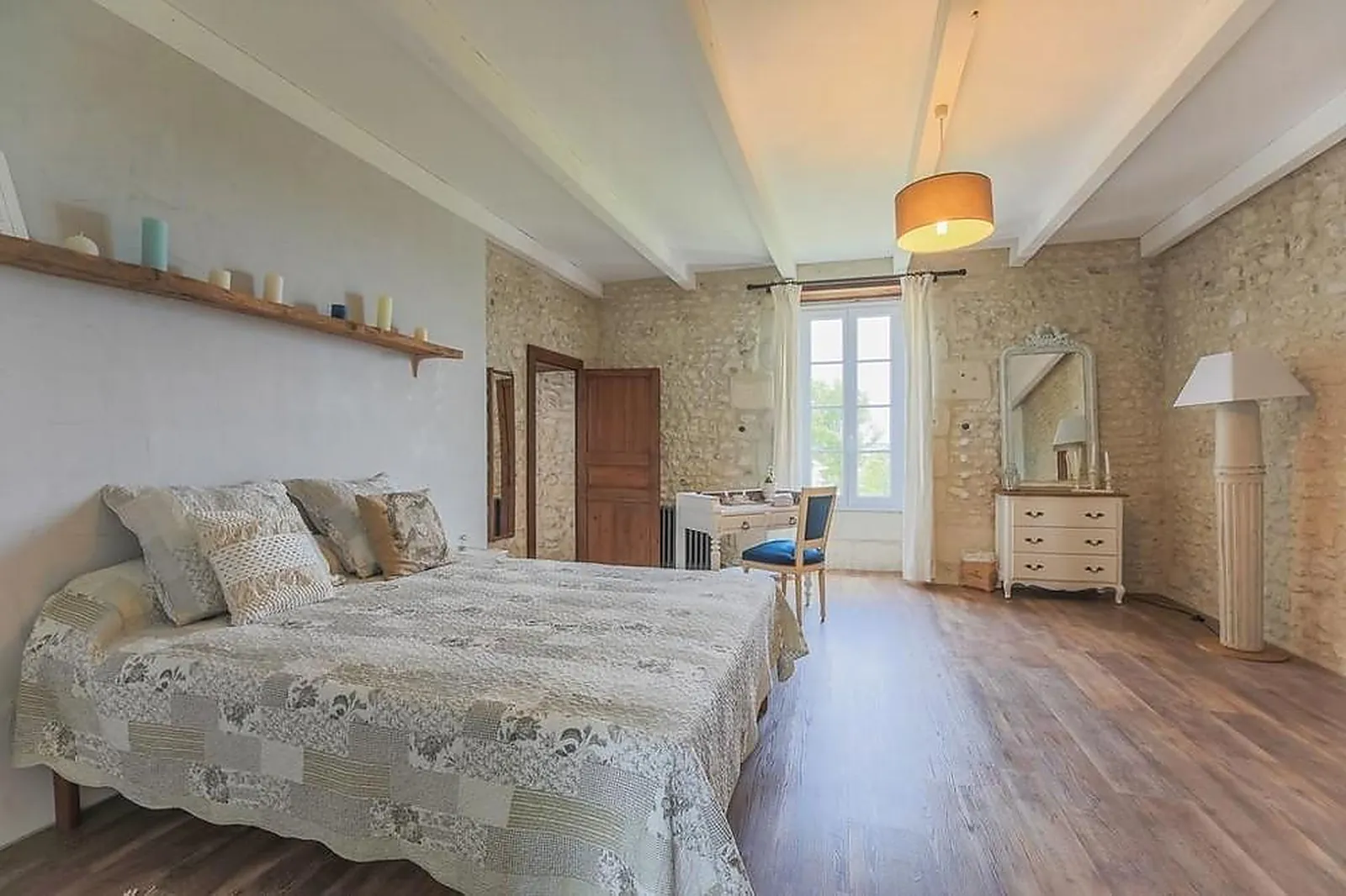 Lieux événementiels, LOGIS DE LA GROSSE PIERRE