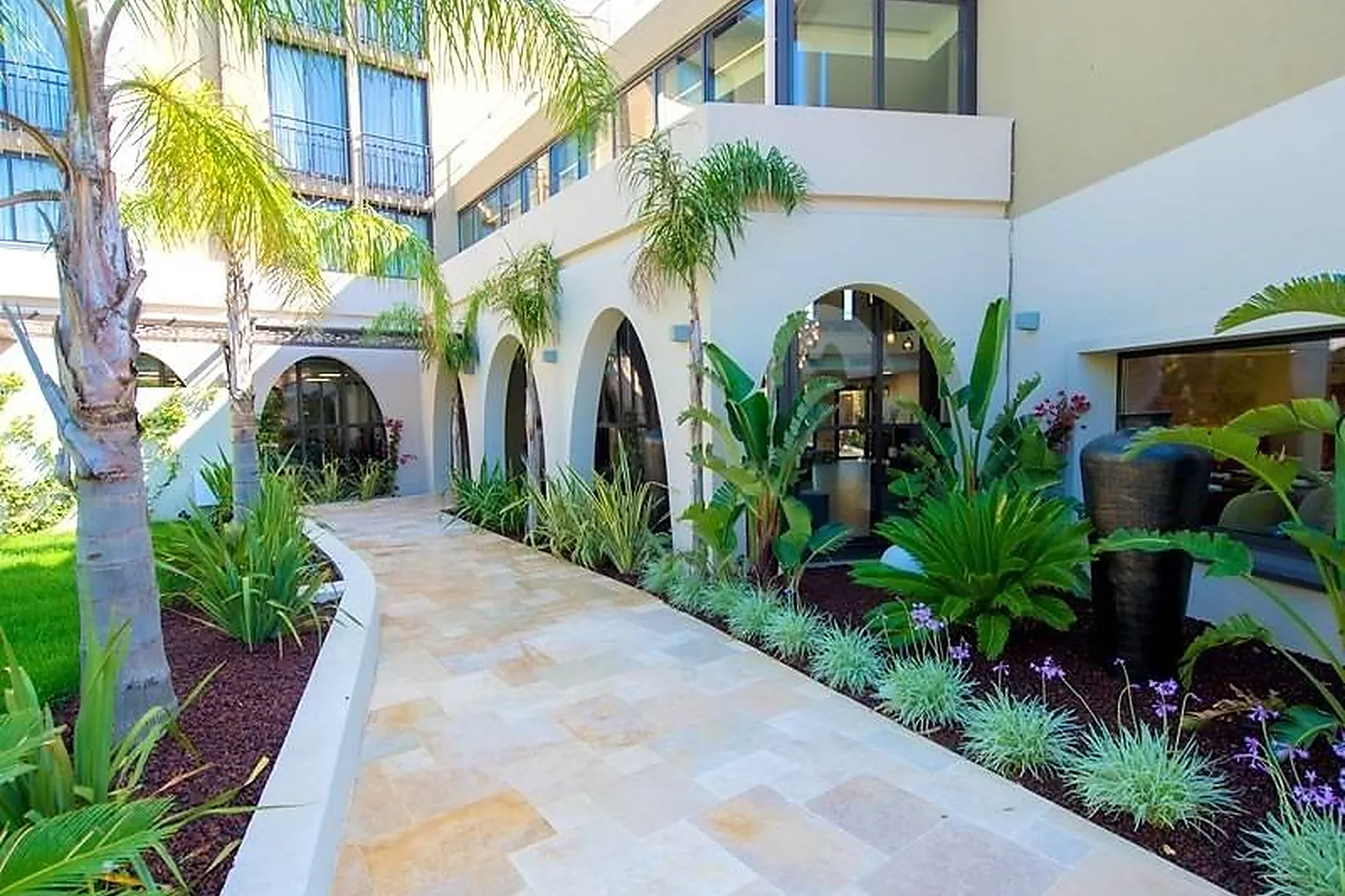 Lieux événementiels, LOU CASTELET