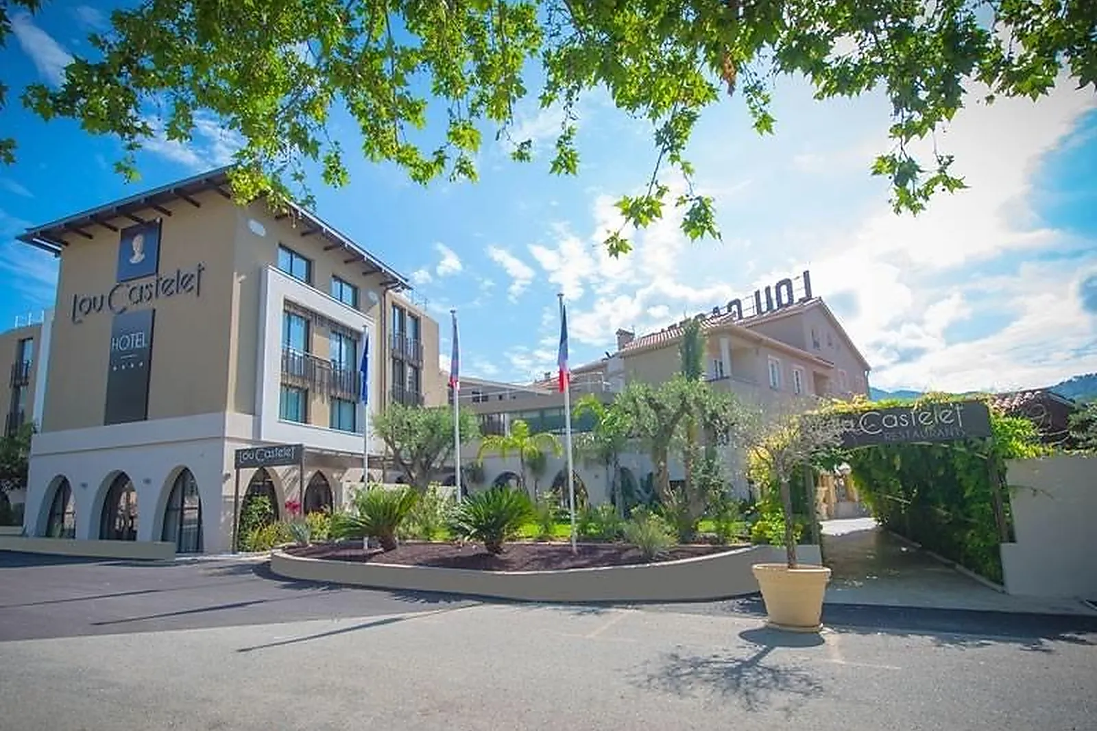 Lieux événementiels, LOU CASTELET