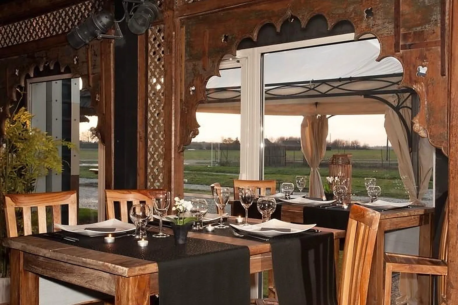 Lieux événementiels, LOUNGE AND SPA