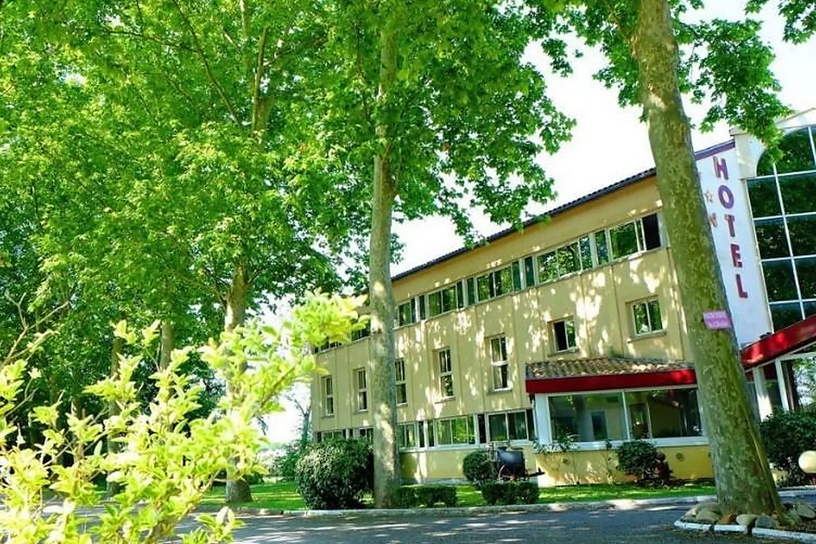 Lieux événementiels, LUDIK FOR REVEURS