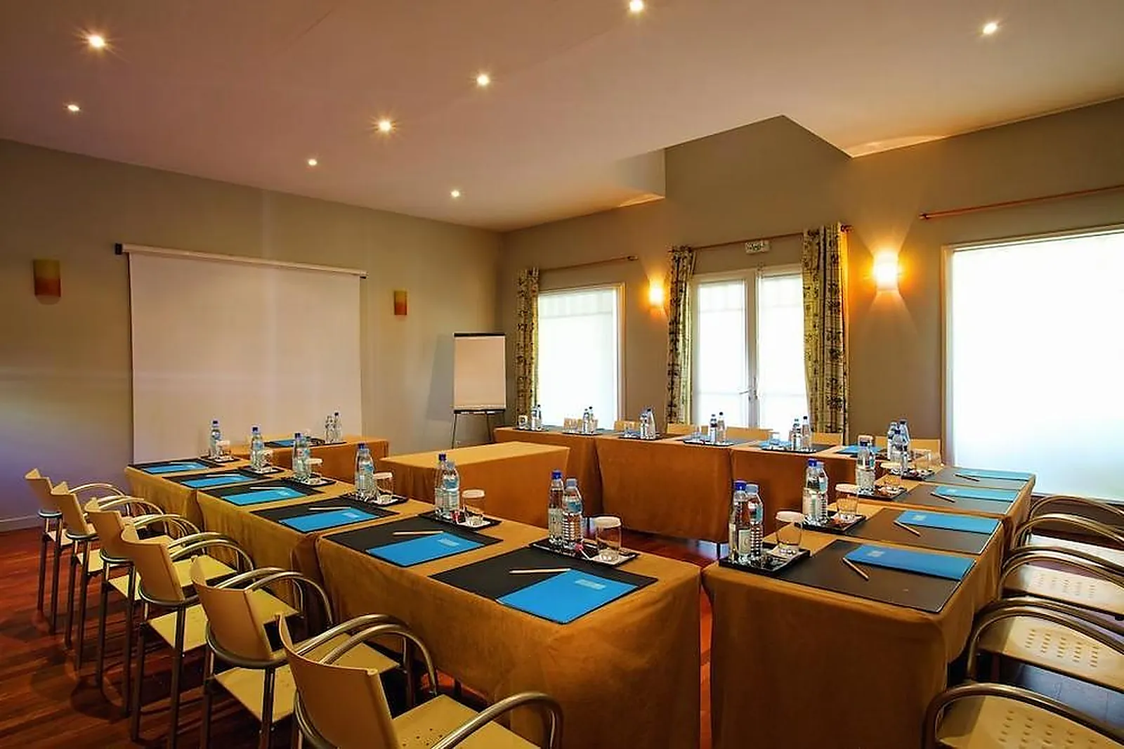 Lieux événementiels, LUX SAINT-GILLES