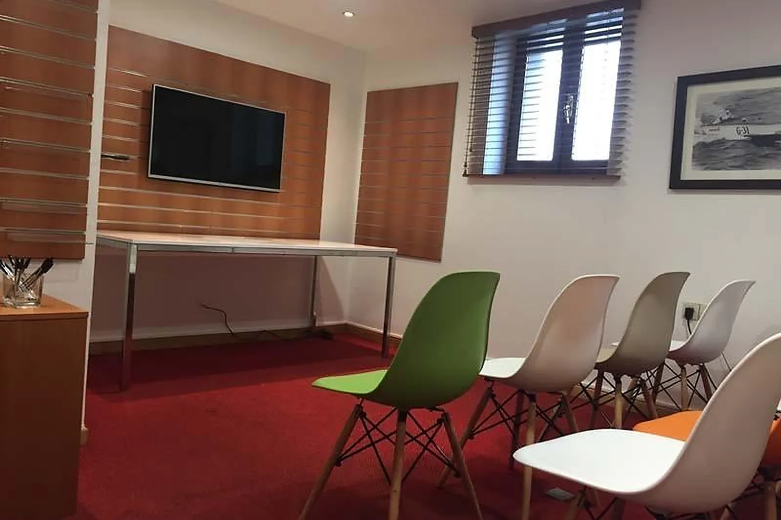 Lieux événementiels, MKM BURO