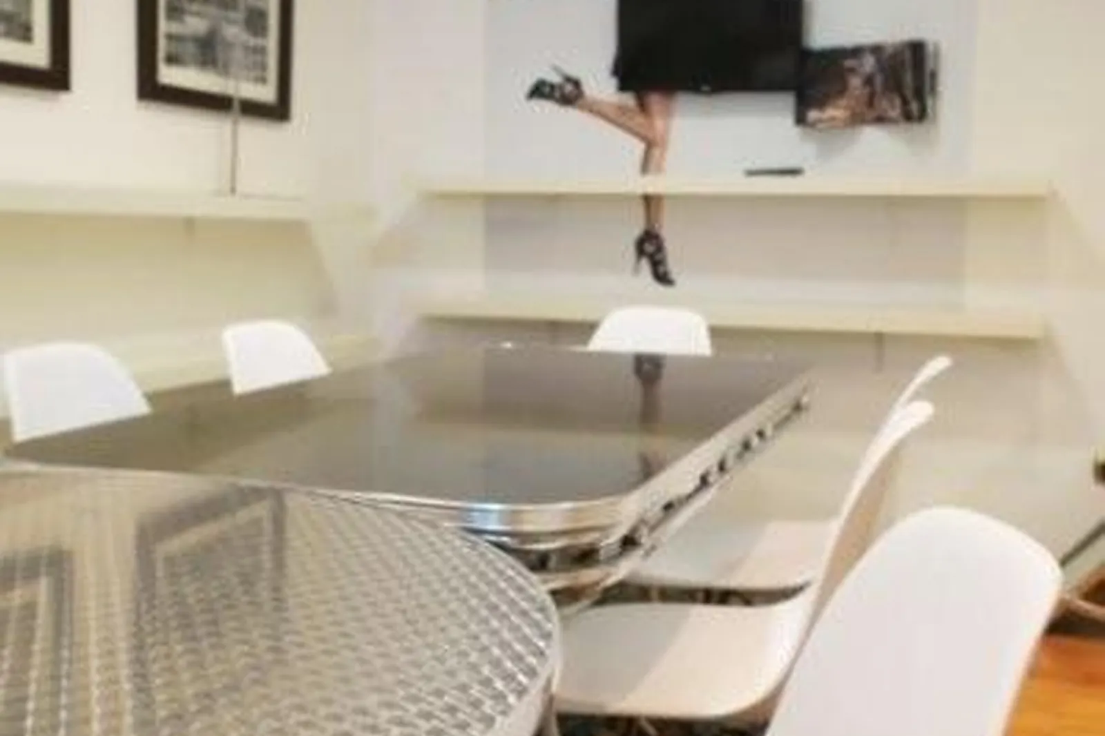 Lieux événementiels, MKM BURO