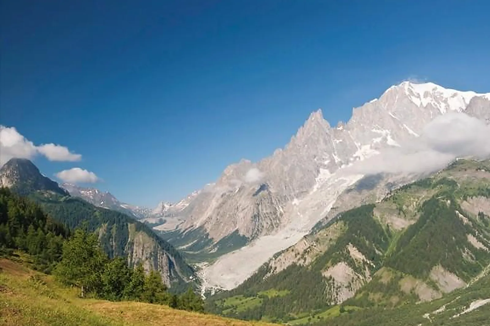 Lieux événementiels, MMV LE MONTE BIANCO
