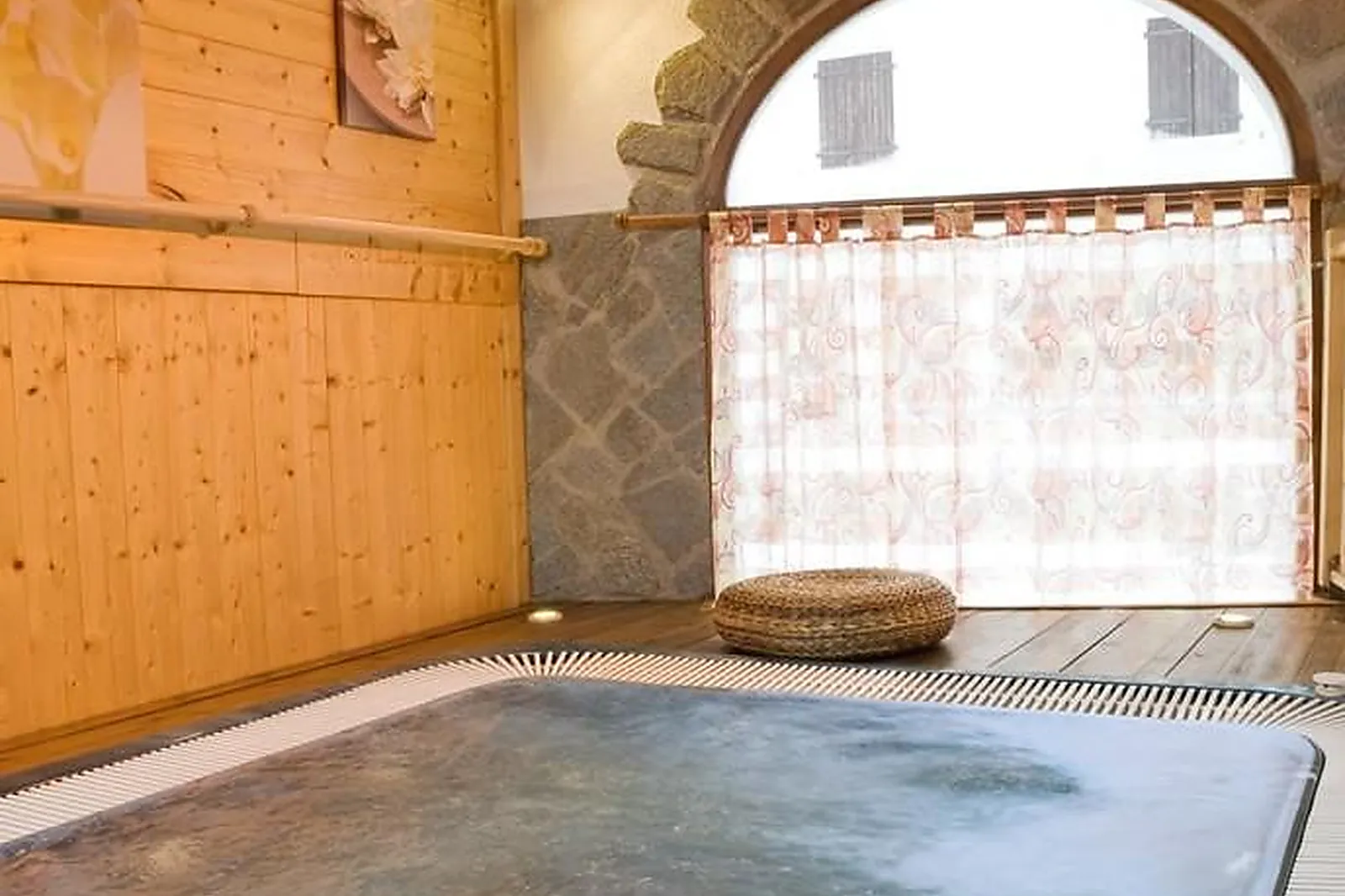 Lieux événementiels, MMV LES BRÉVIÈRES