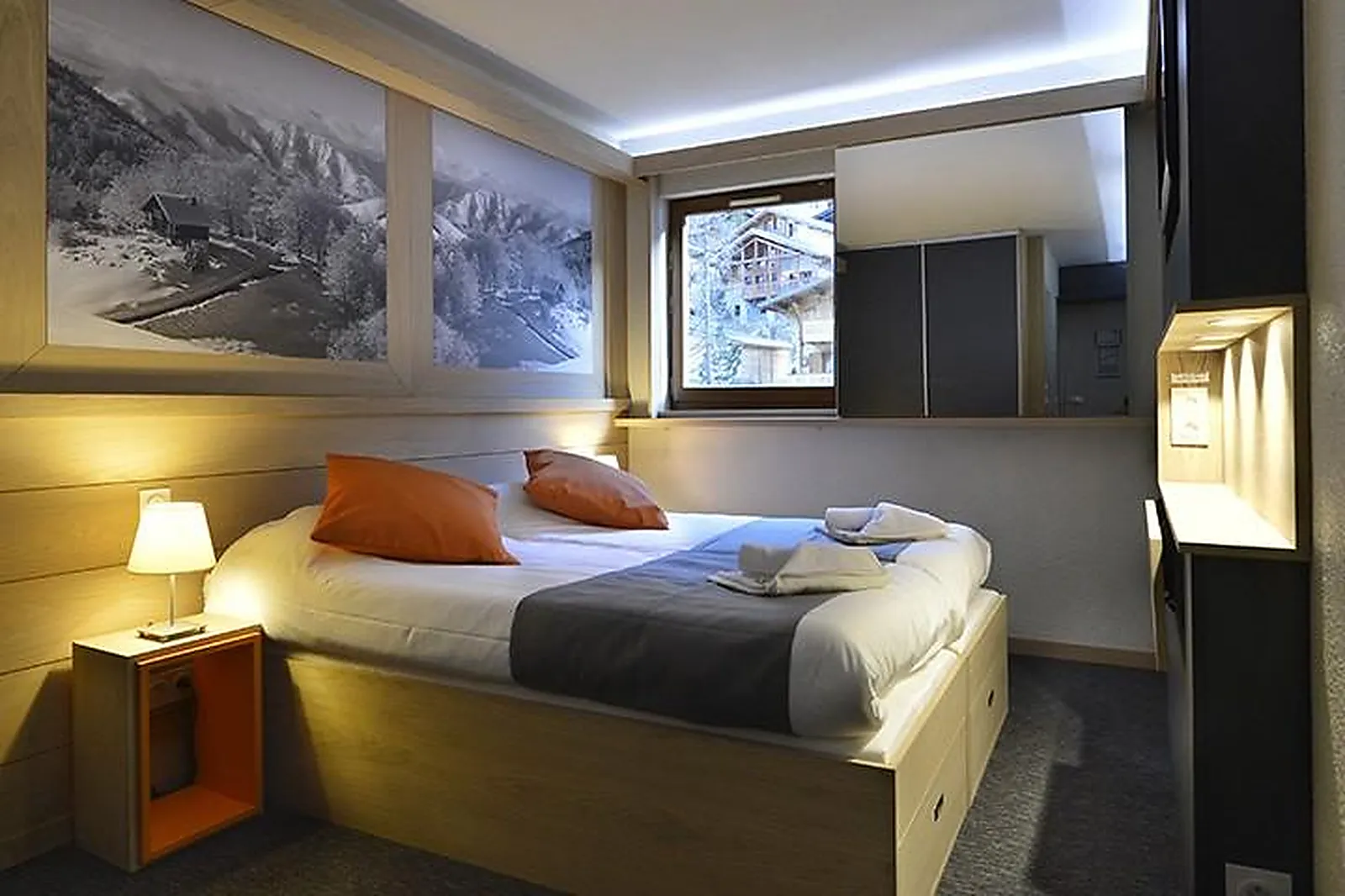 Lieux événementiels, MMV LES BRÉVIÈRES