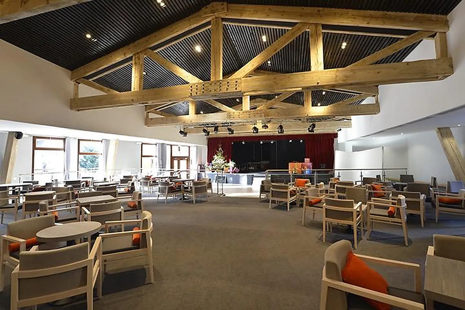 Lieux événementiels, MMV LES BRÉVIÈRES