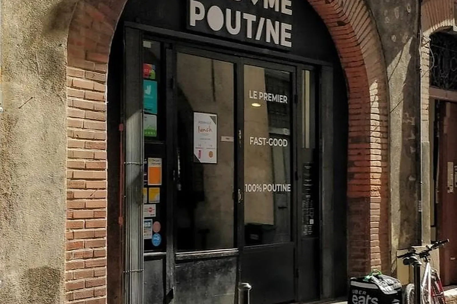 Lieux événementiels, MADAME POUTINE